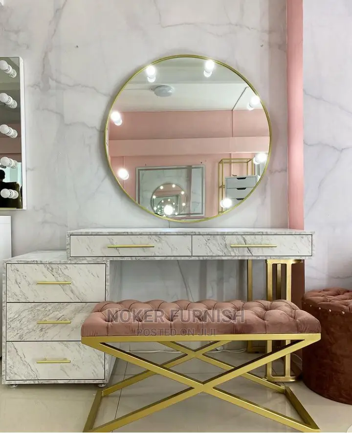 Luxury Make Up Dresser Table