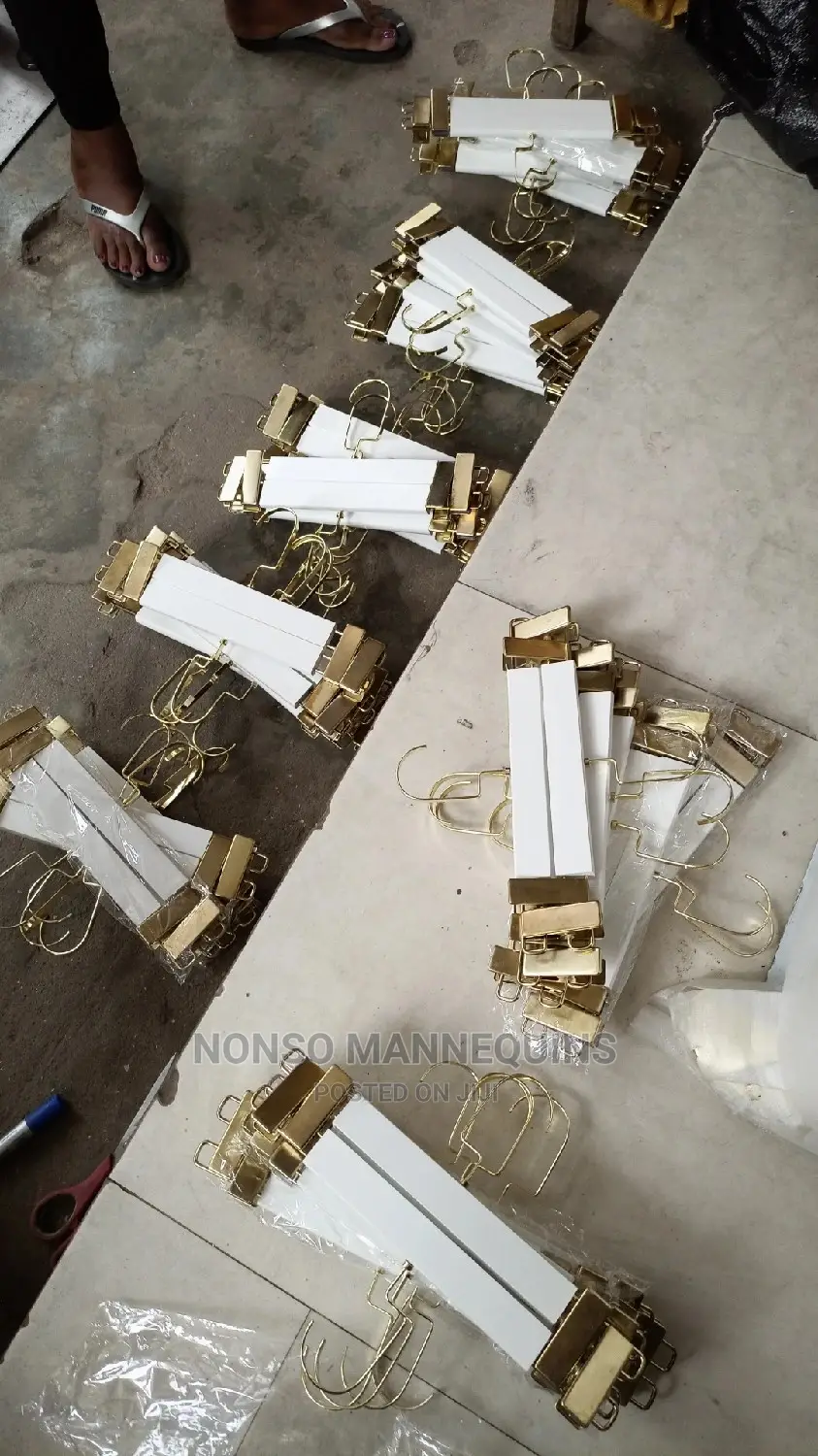 High Quality Clothes Pure White Clothes Hangers