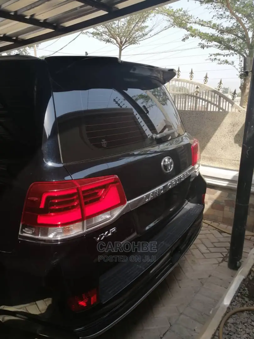 Toyota Land Cruiser 2019 Black