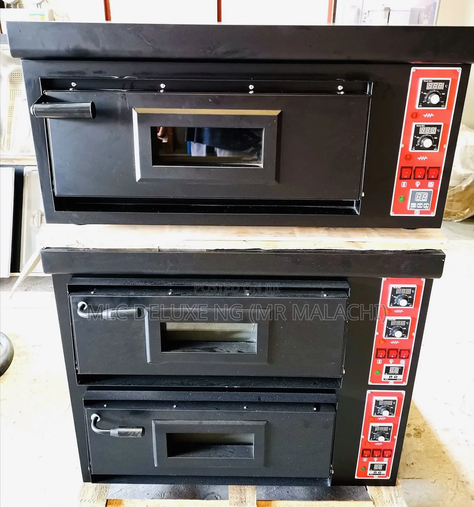 Industrial 4 Pizzas Capable Pizza Oven (4/8 Pizzas Available