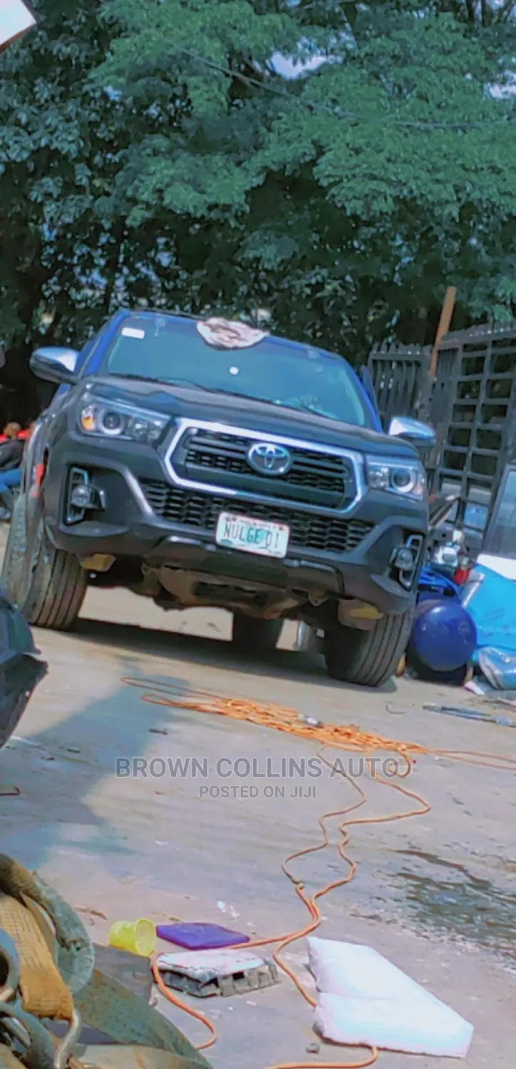Upgrade to Toyota Hilux 2005/2012 to the 2019 Model