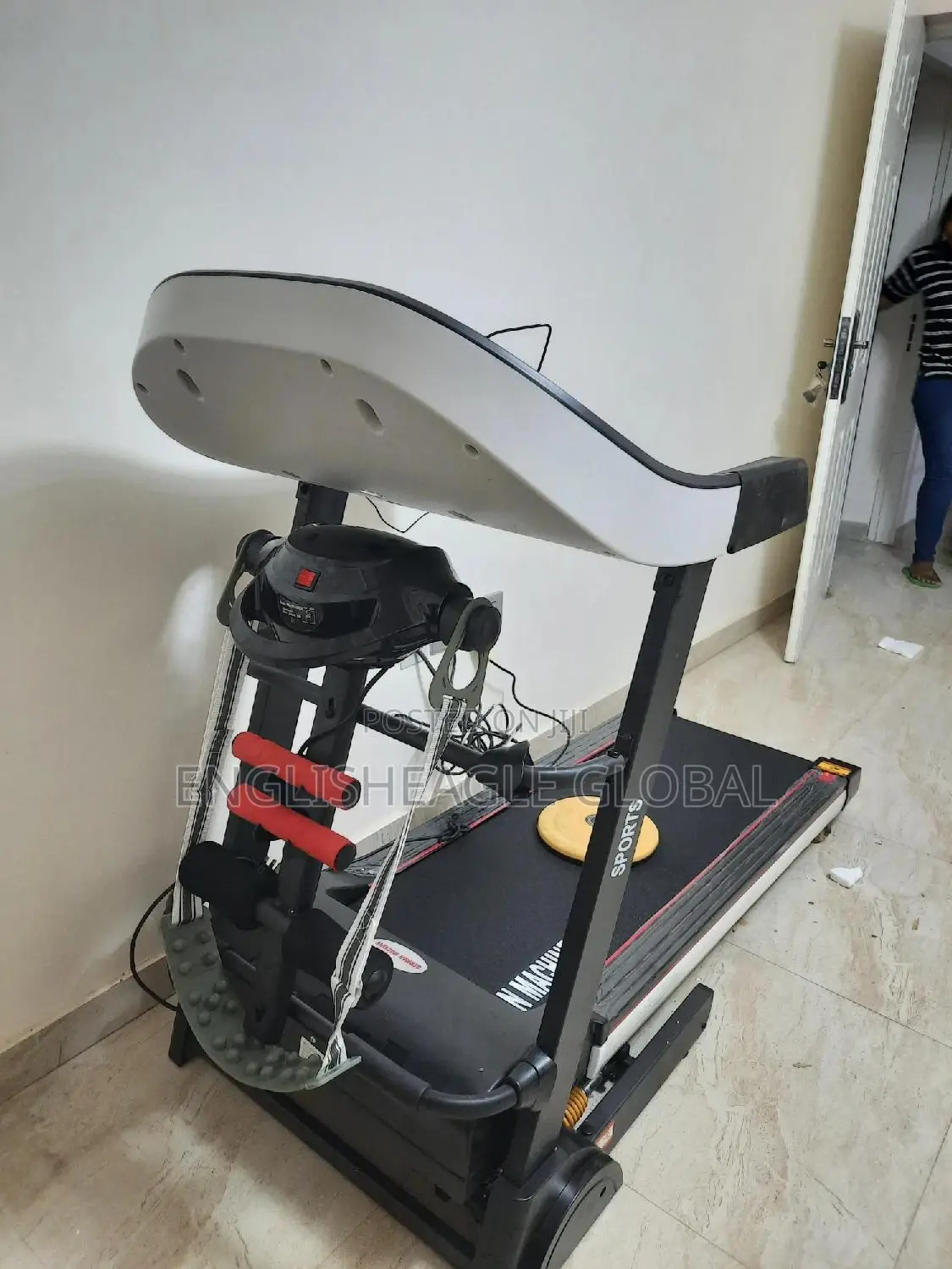 German Machine 2.5hp Treadmill With Massager