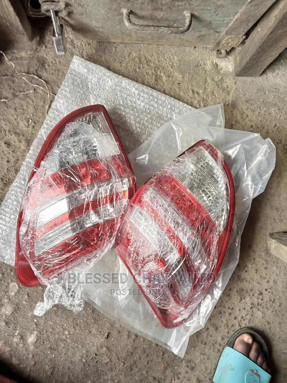 Tail Light Toyota Rav4 2010-2012
