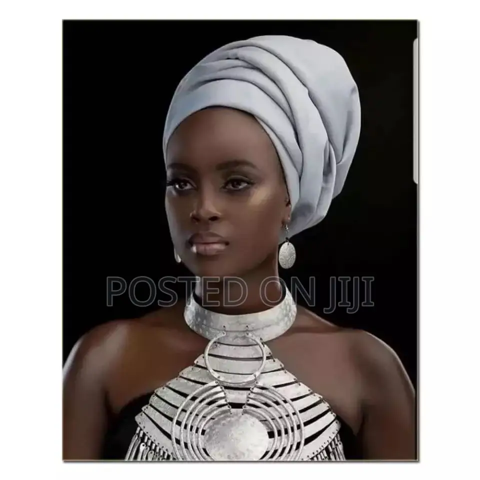 Black and White Sexy African Woman