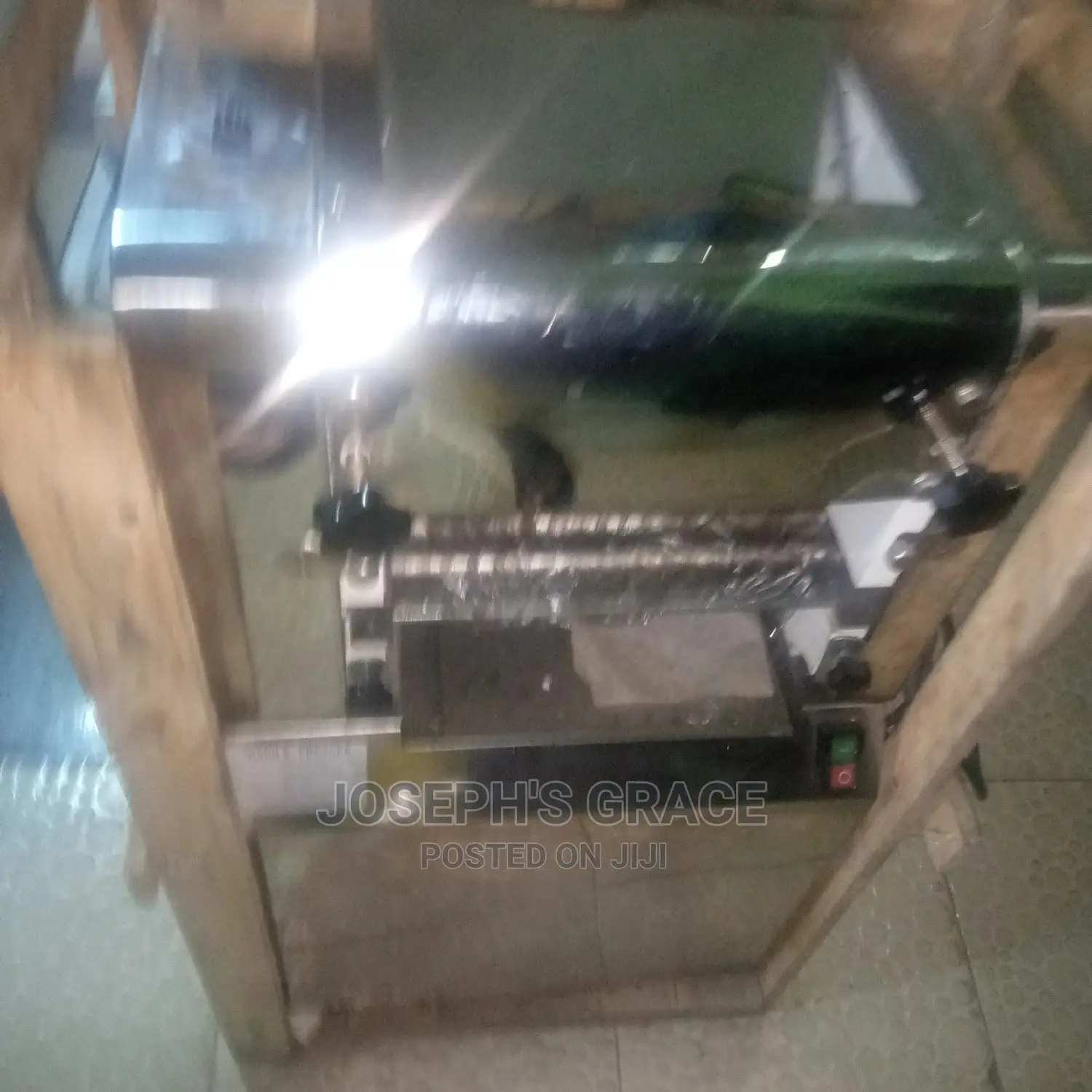 Pasta Making Machine (Noodel)