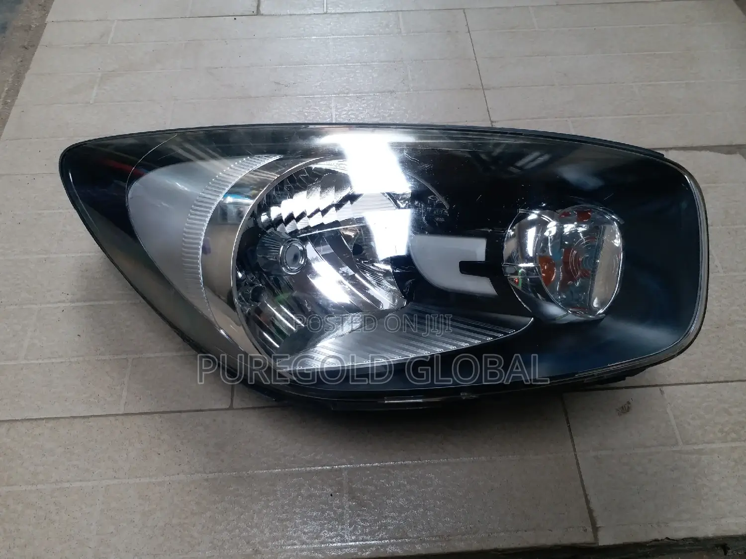 Kia Picanto 2013 Model Headlamp
