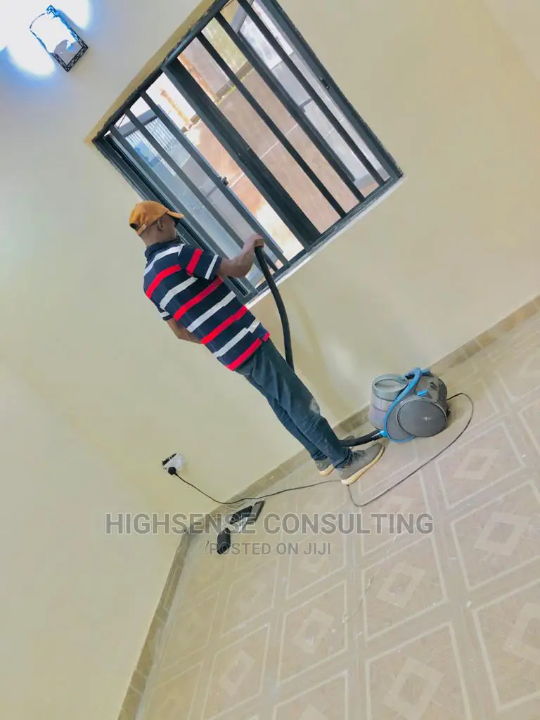 Best Cleaning Expert With Modern Cleaning Equipment