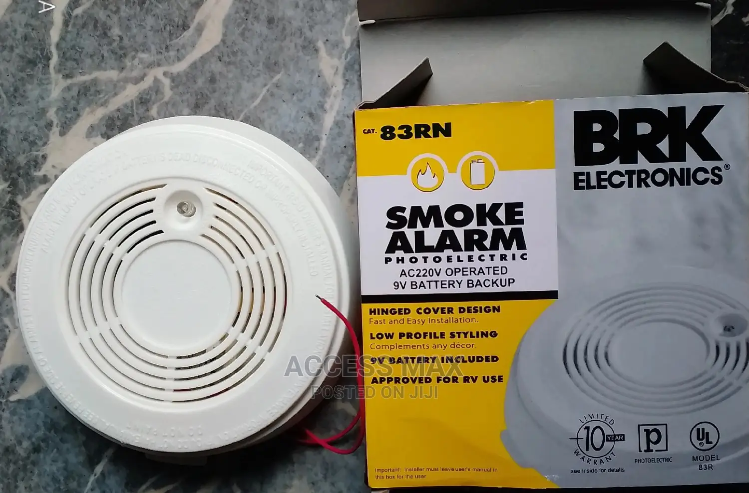Smoke Detector. Using Electric And Also Using Battery