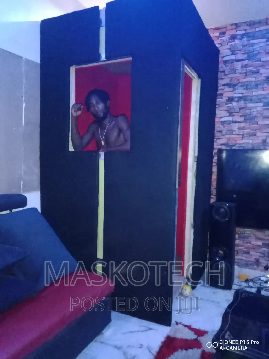 Vocal Booth And Sound Proofing Control
