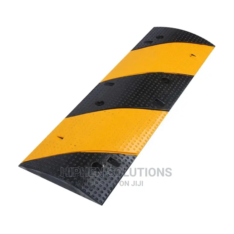 Traffic Calming 70mm Rubber Speed Bump Per Metre