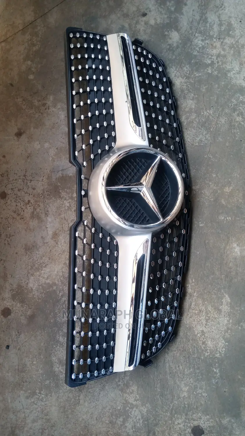 Mercedes Benz GLK 2014 Model Front Grille.