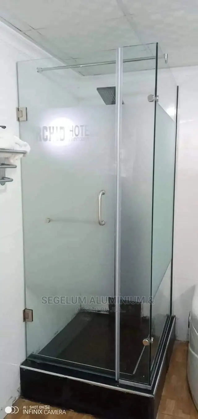 Shower Glass Cubicle