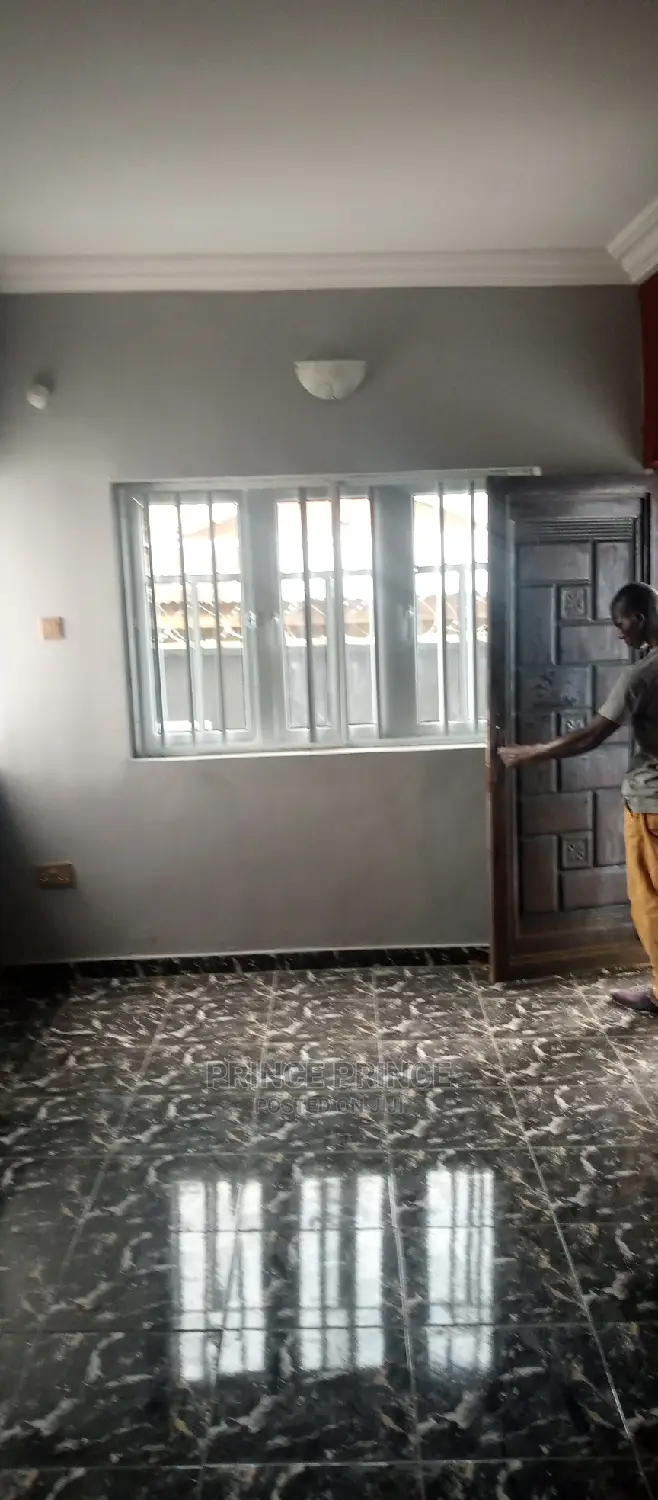 Furnished Mini Flat in Surulere for rent