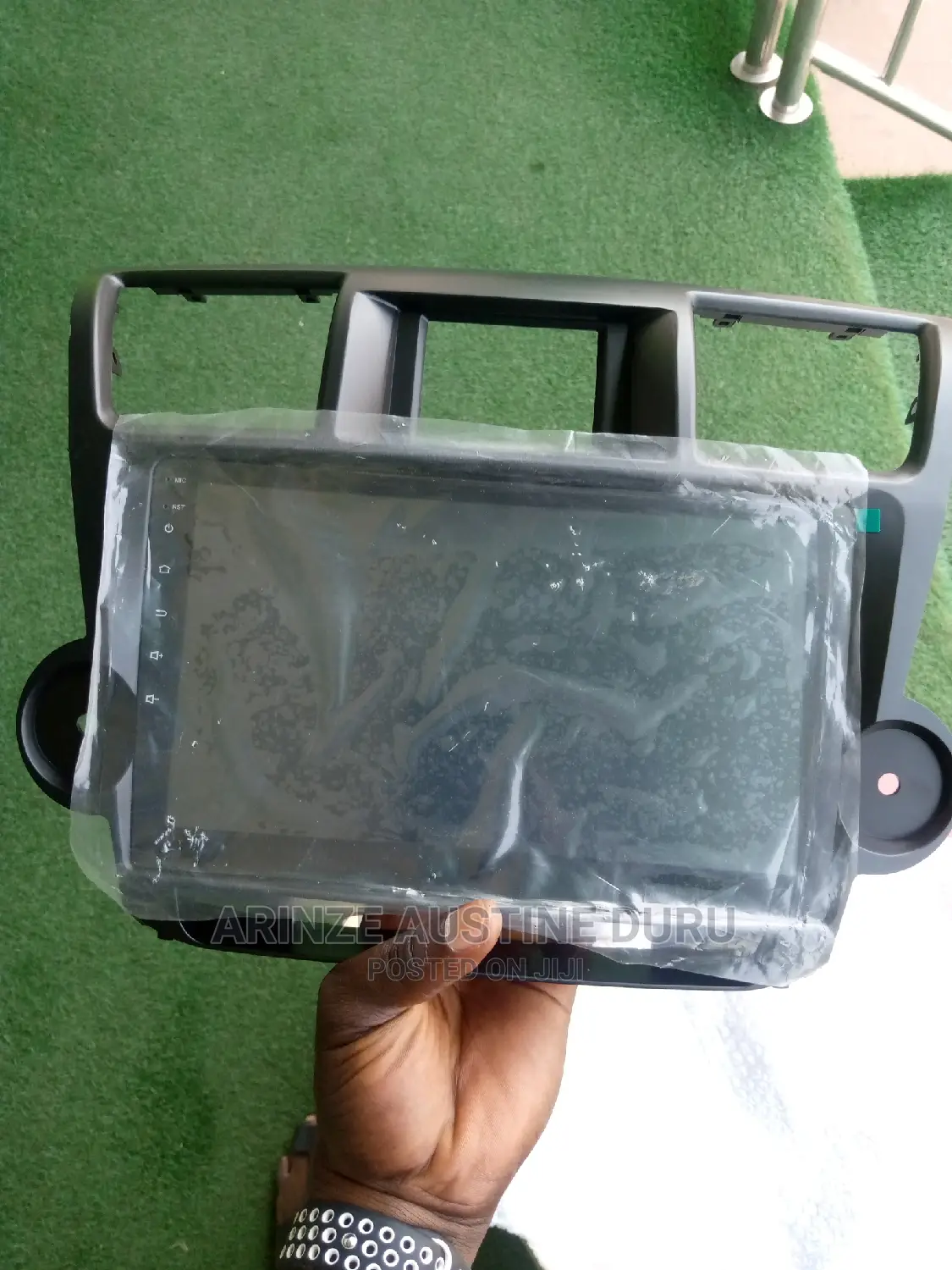 Android 10 for 2008-2012 Toyota Highlander Head Unit