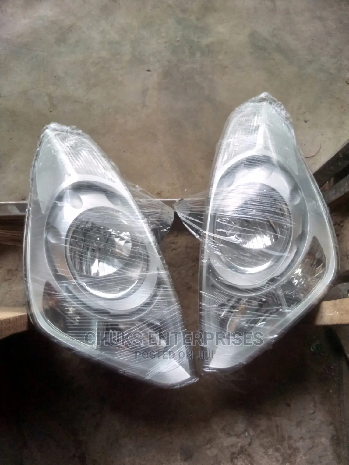 Hyundai H1 2008 Headlamp