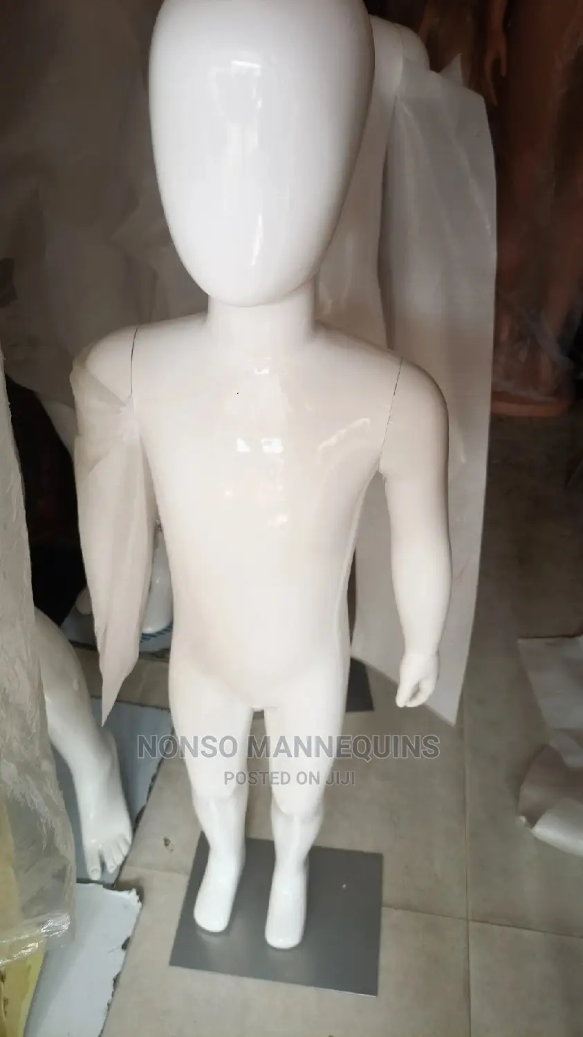 Age 3 To 6 Yrs Unisex Faceless Kids White Glossy Mannequins