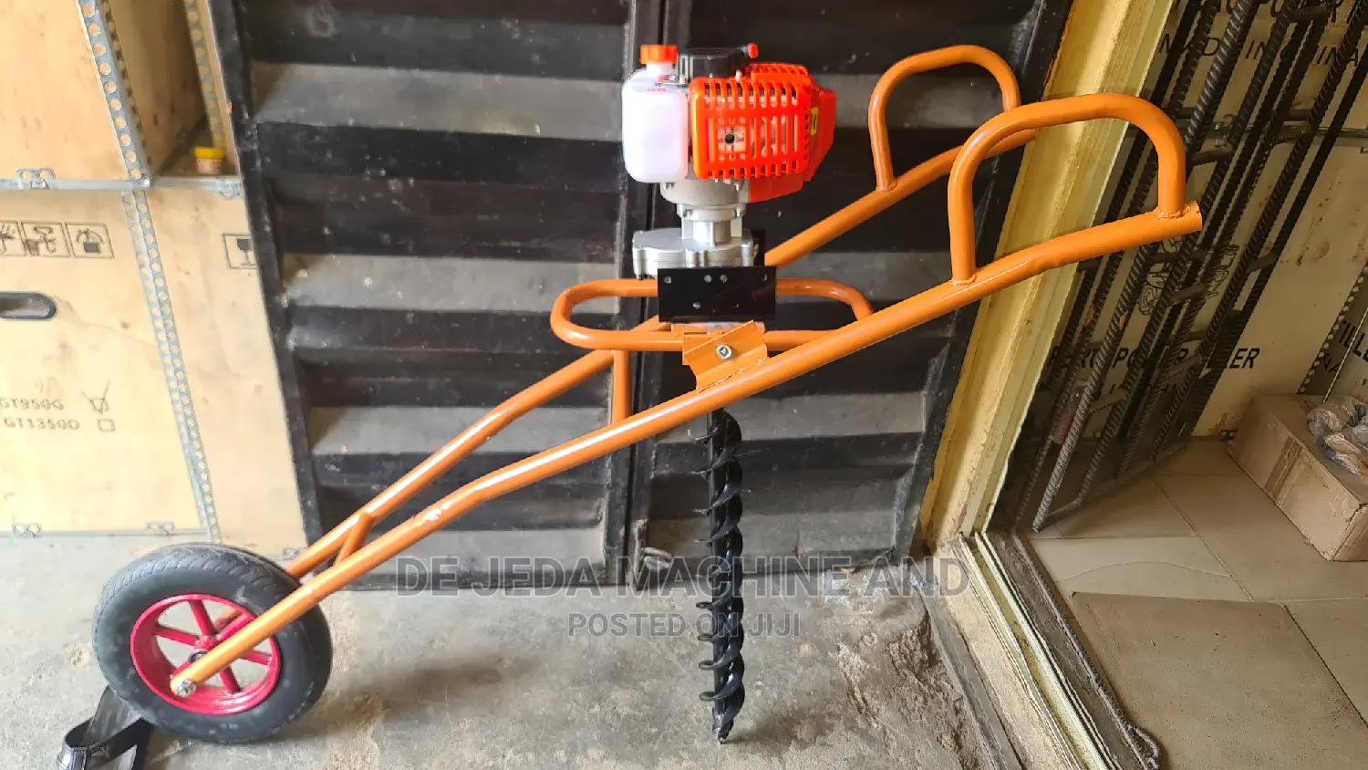 Earth Auger (2.7hp) With Wheel Support