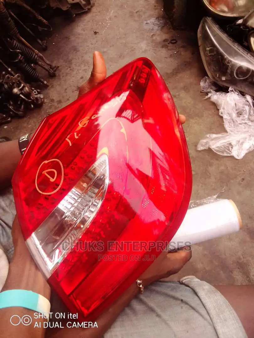 Hyundai Genesis 2012 Back Light