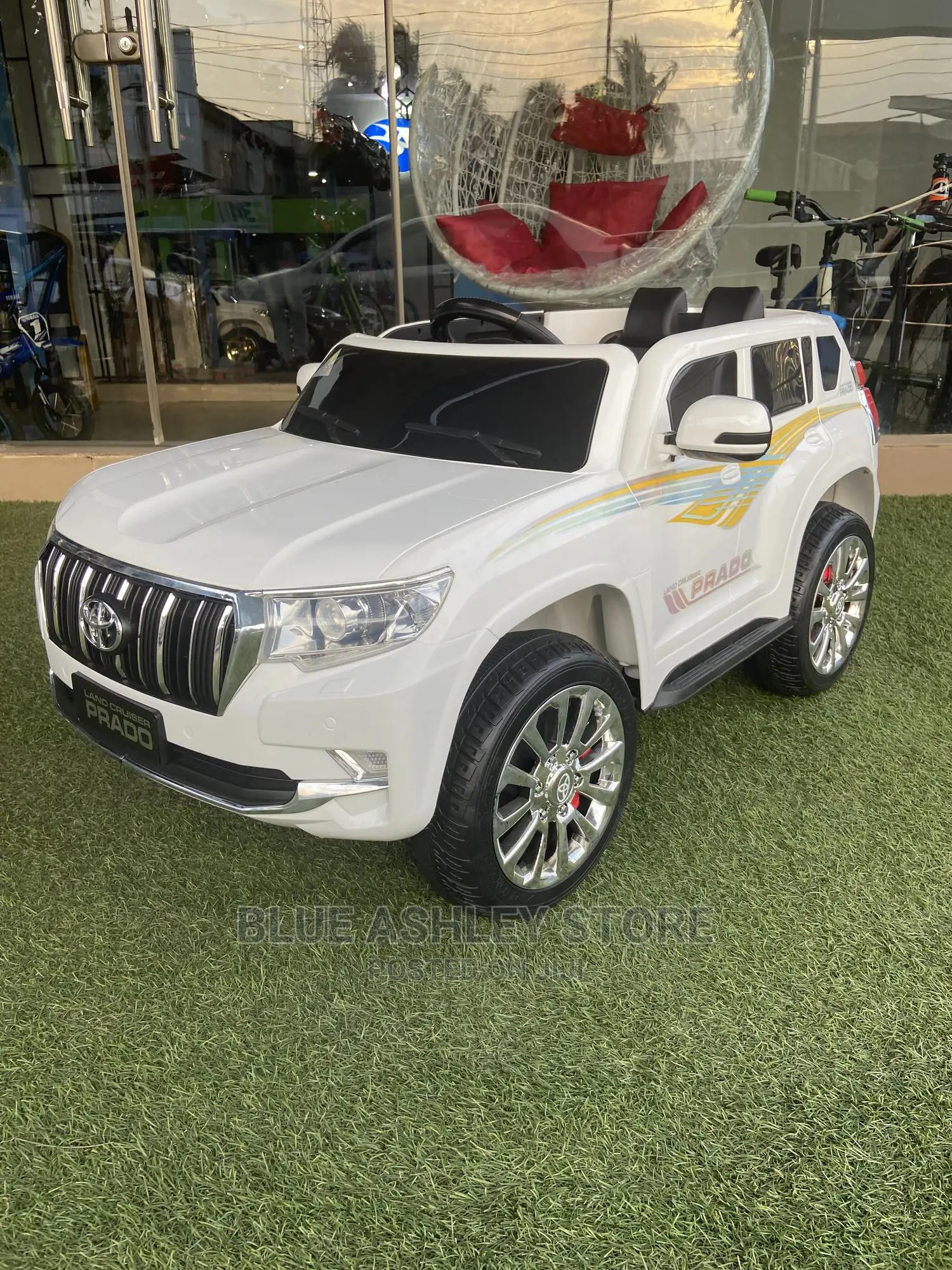 Land Cruiser Prado Ride on Car With Parental Control
