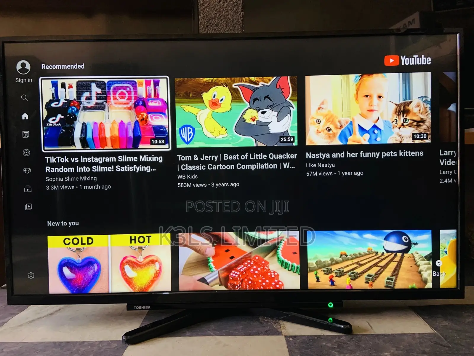Toshiba 43inch Smart/ Satellite TV