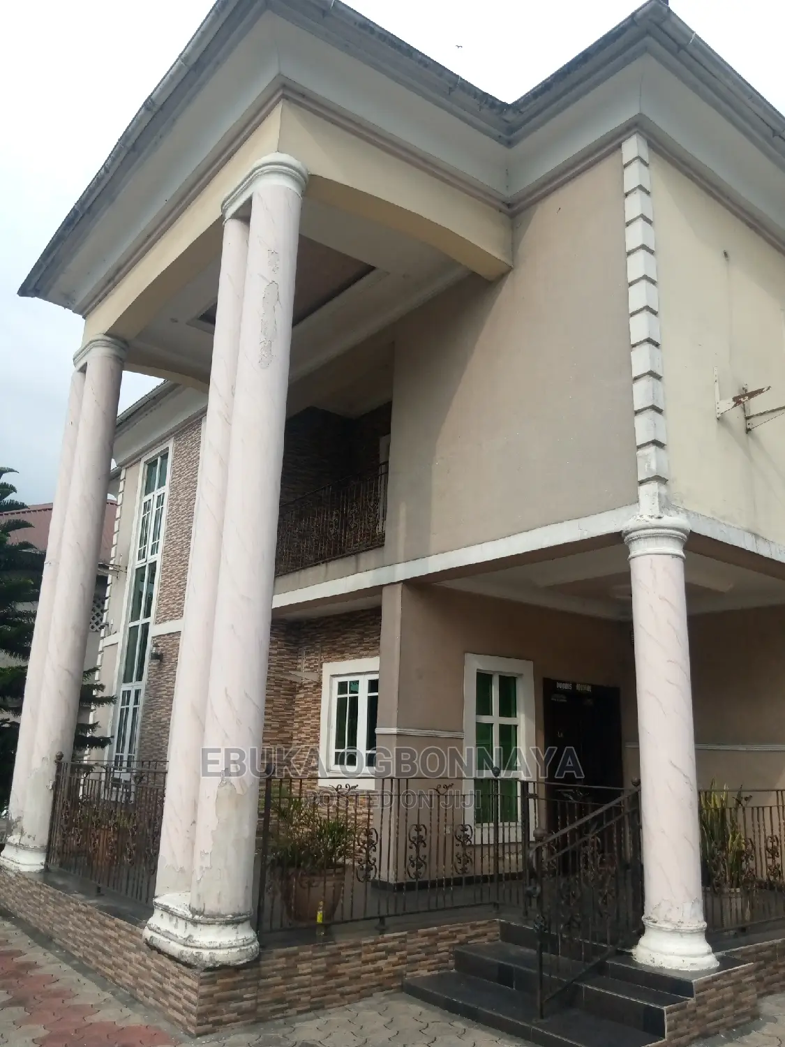 6bdrm Duplex in Sars Rd, Obio-Akpor for sale