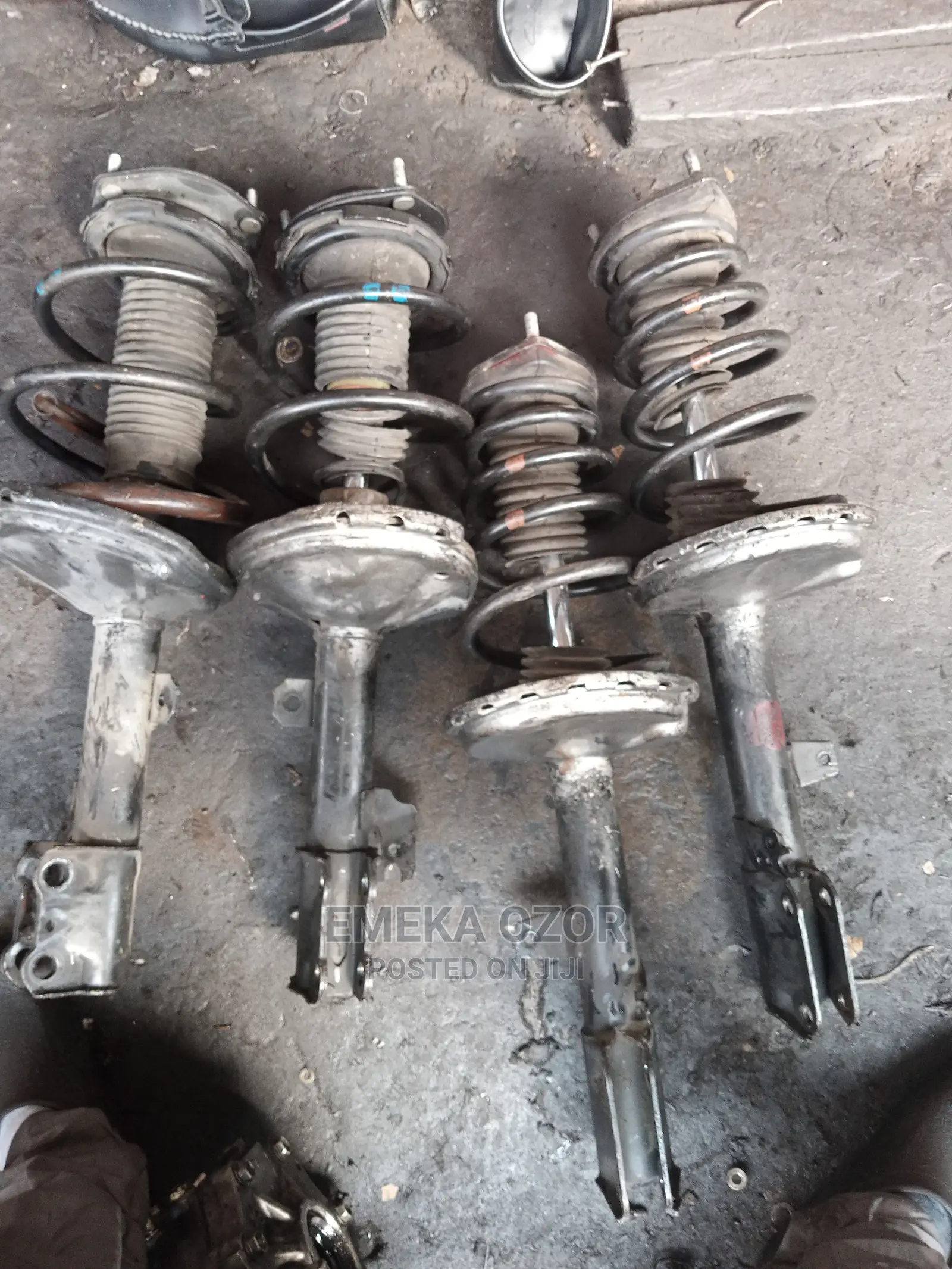 Toyota Shock Absorber Camry Rx350 2005/2010