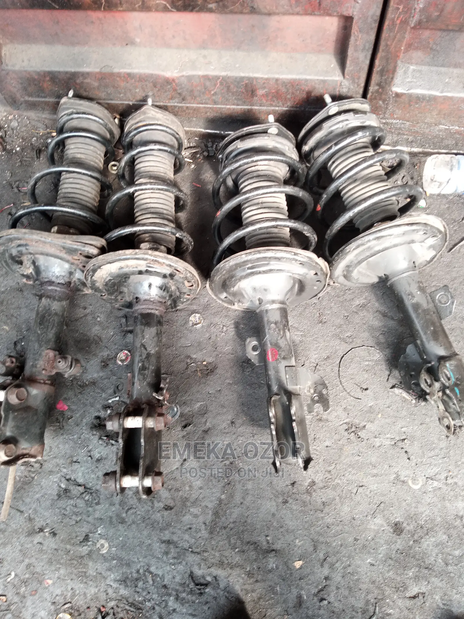 Toyota Shock Absorber Camry Rx350 2005/2010