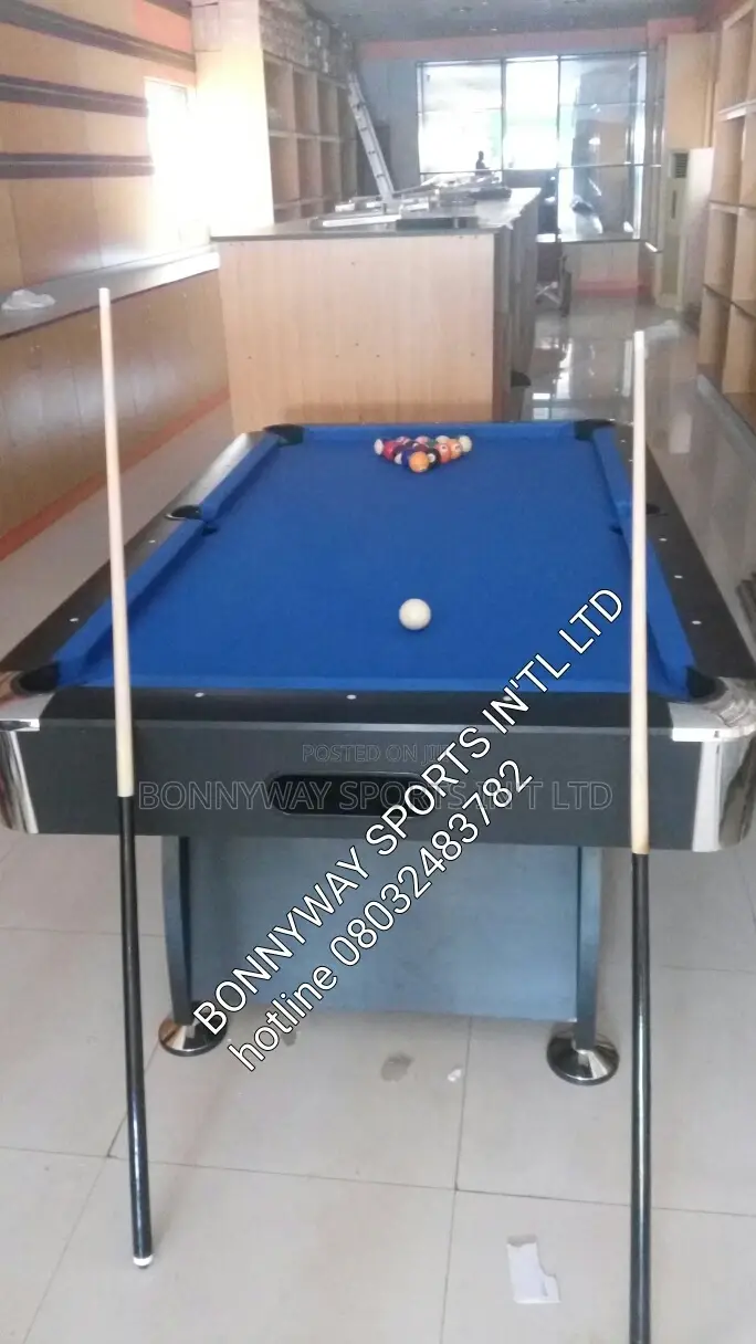 Standard Foreign Snooker Board With Complete Accessories