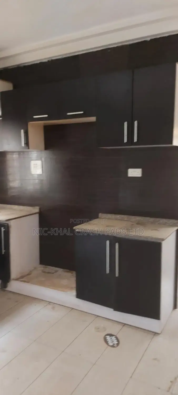 3bdrm Block of Flats in Off 69 Road, Gwarinpa for sale