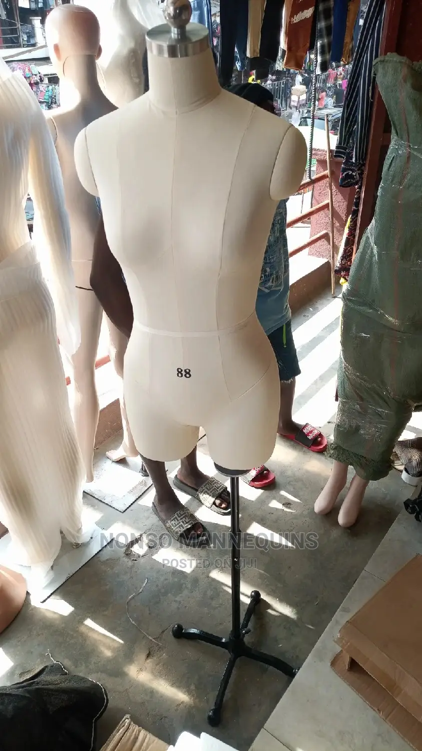 Size 8 Body Form Fully Pinnable Plain Body