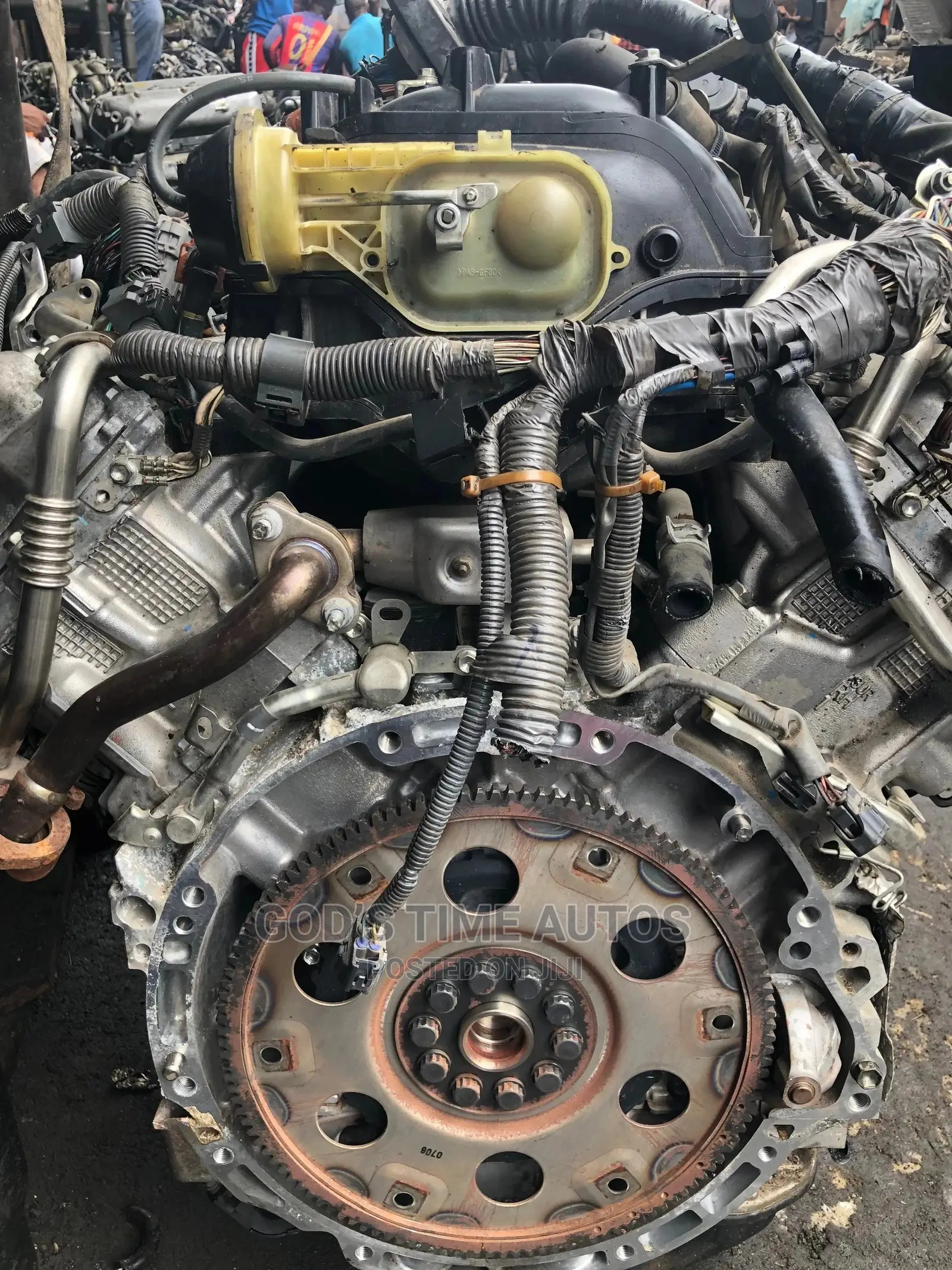 Lexus V8 1ur Engine