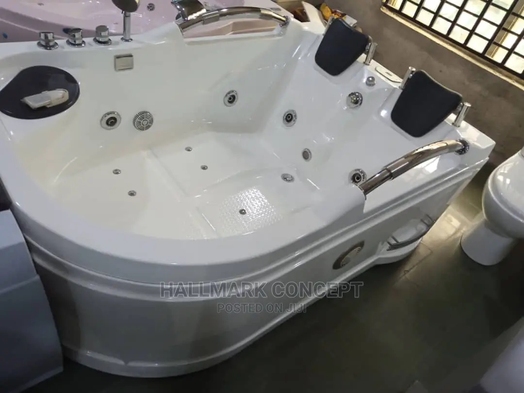 Ideal Standard Double Jacuzzi Bath Tub.
