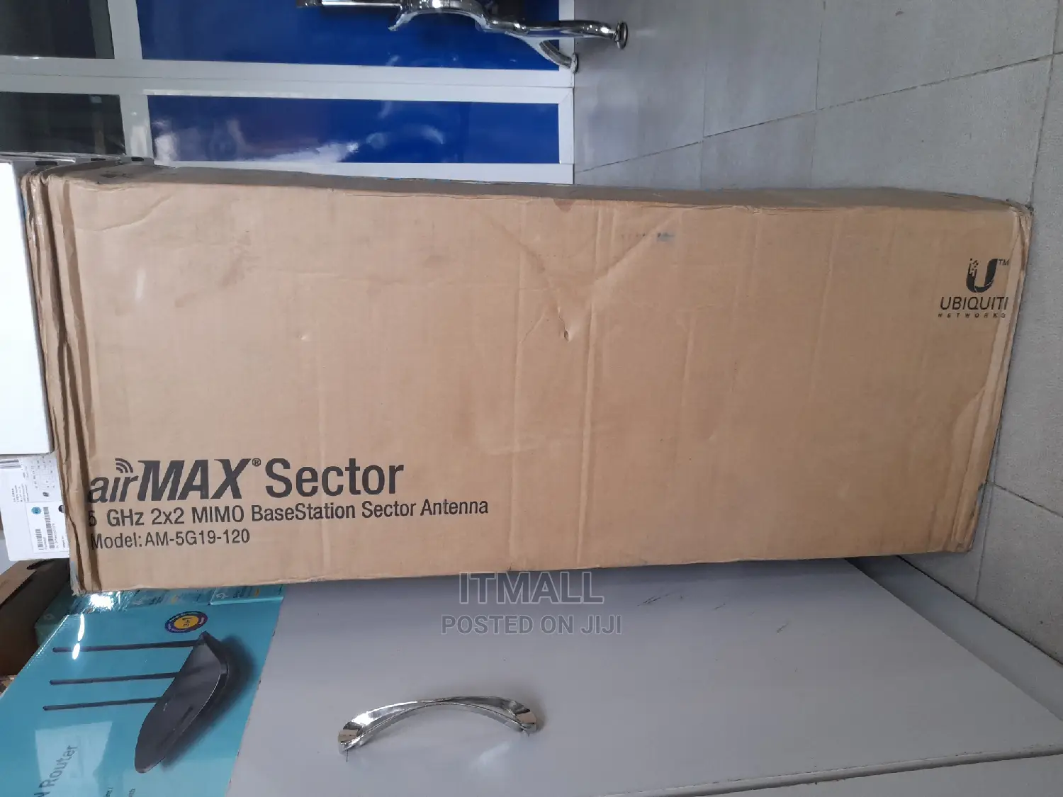 Ubiquiti 19dbi 120° Sector Antenna