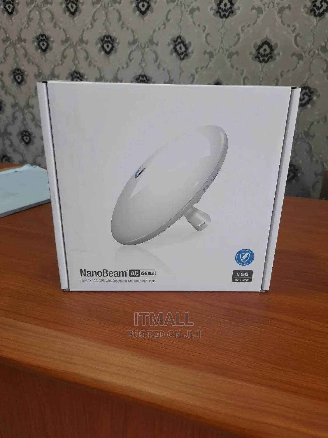 Ubiquiti Nanobeam 5ac Gen2 Access Points.