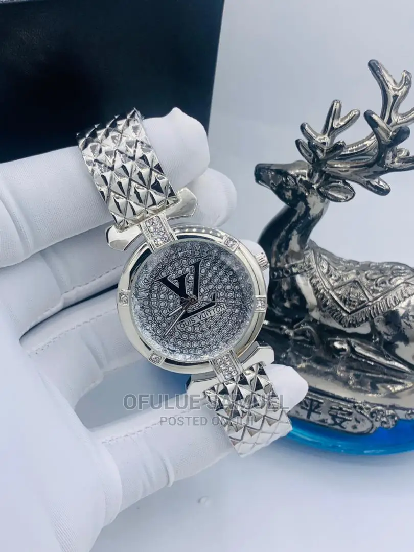 Non Tarnished Luis Vuitton Female Wristwatch