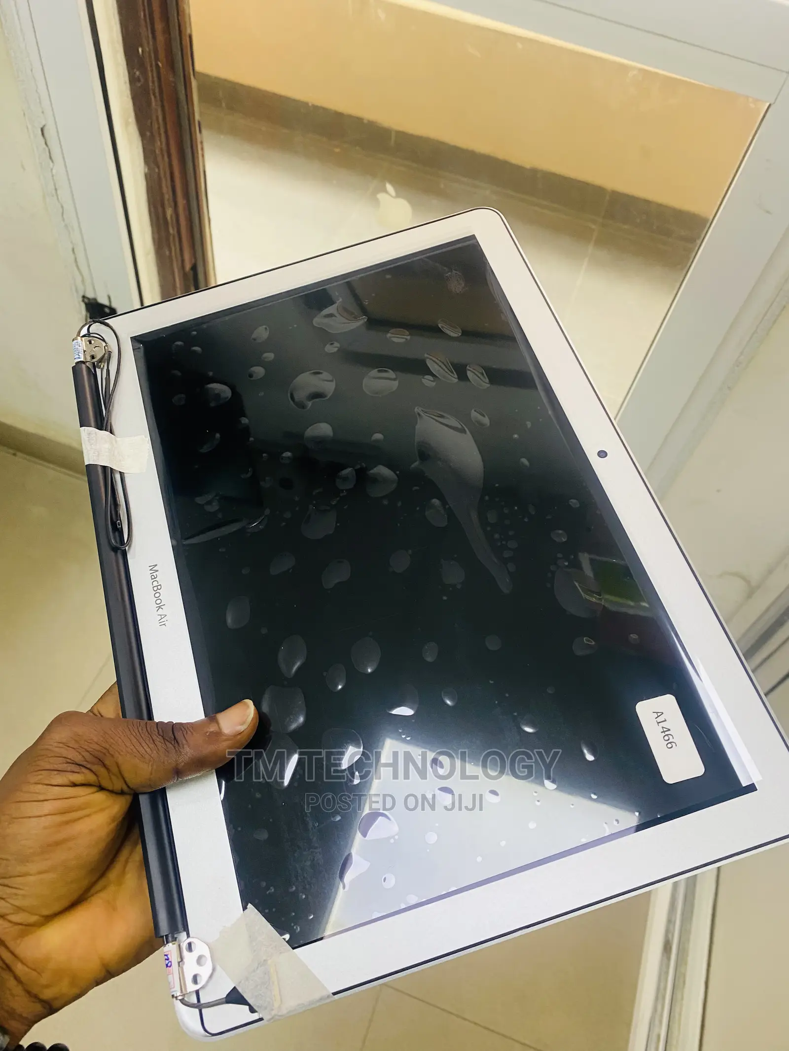 Macbook Air 2013/14/15 and 2017 Screen Replacement