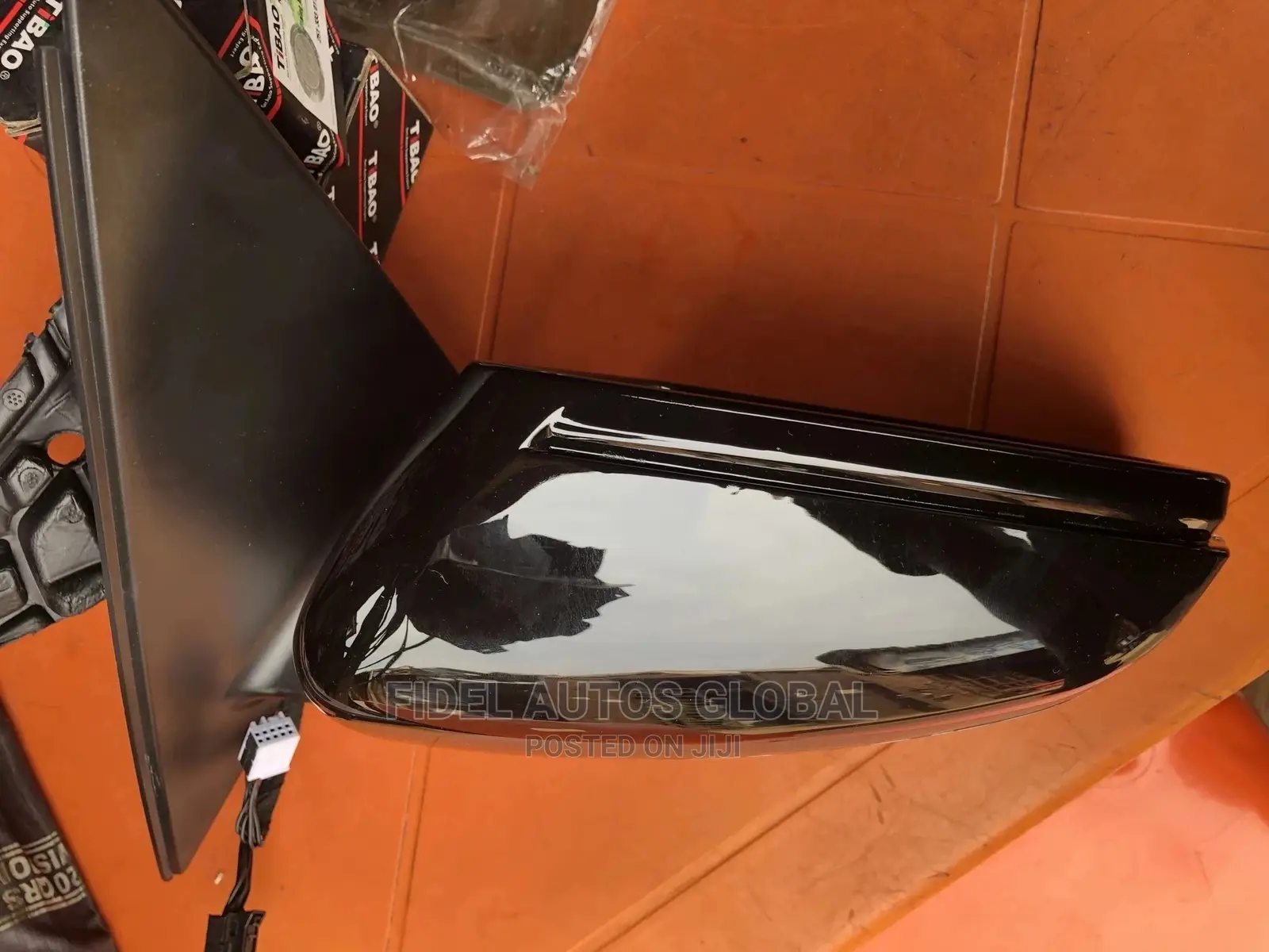Side Mirror W204