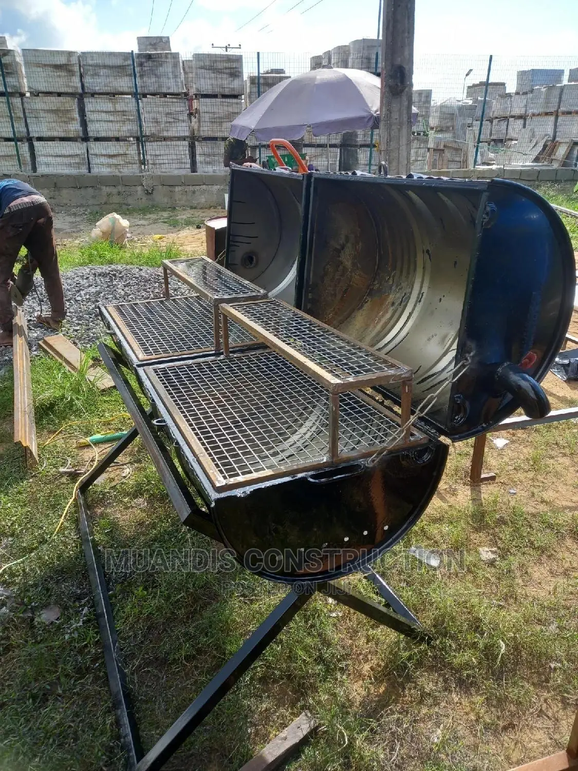 Quality Outdoor Charcoal Barbeque Grill With Oven