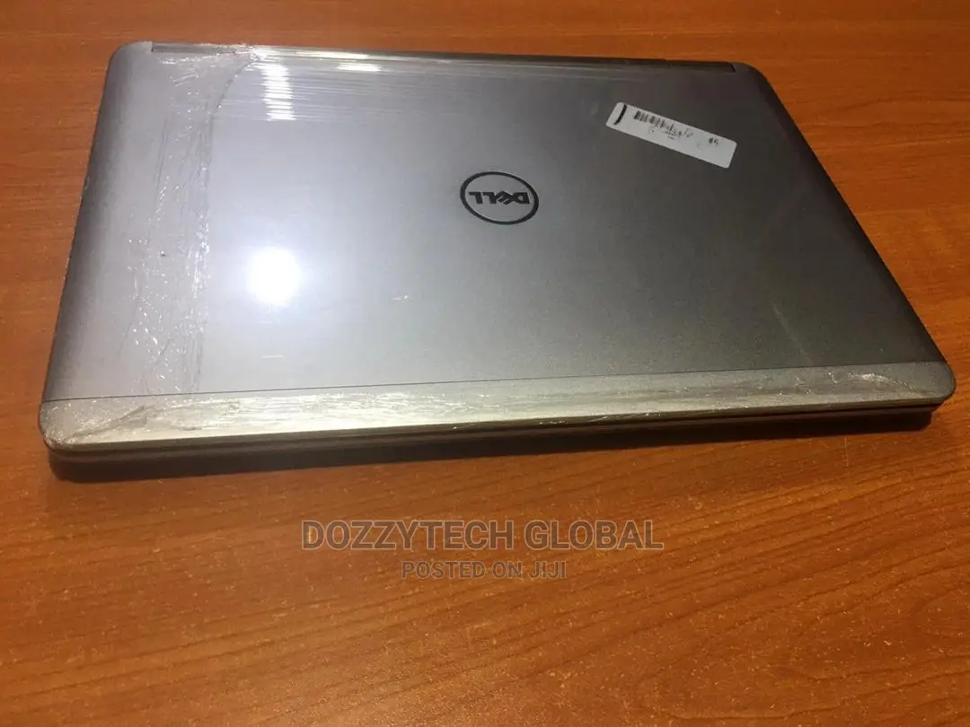 Laptop Dell Latitude E7240 4GB Intel Core I5 HDD 500GB