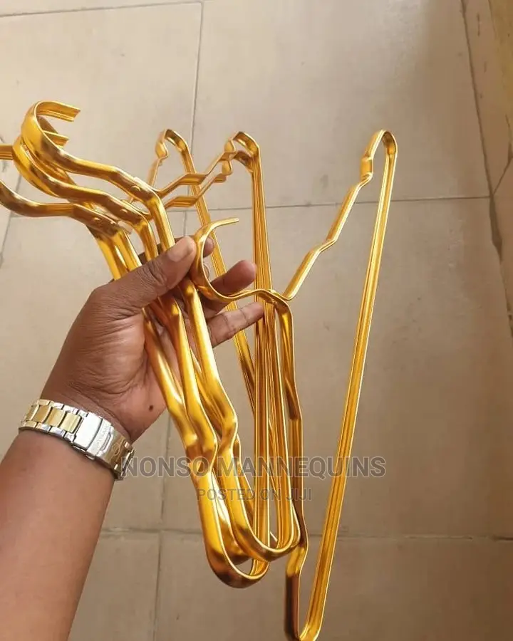 Super Classy Aluminum Gold Fancy Hangers