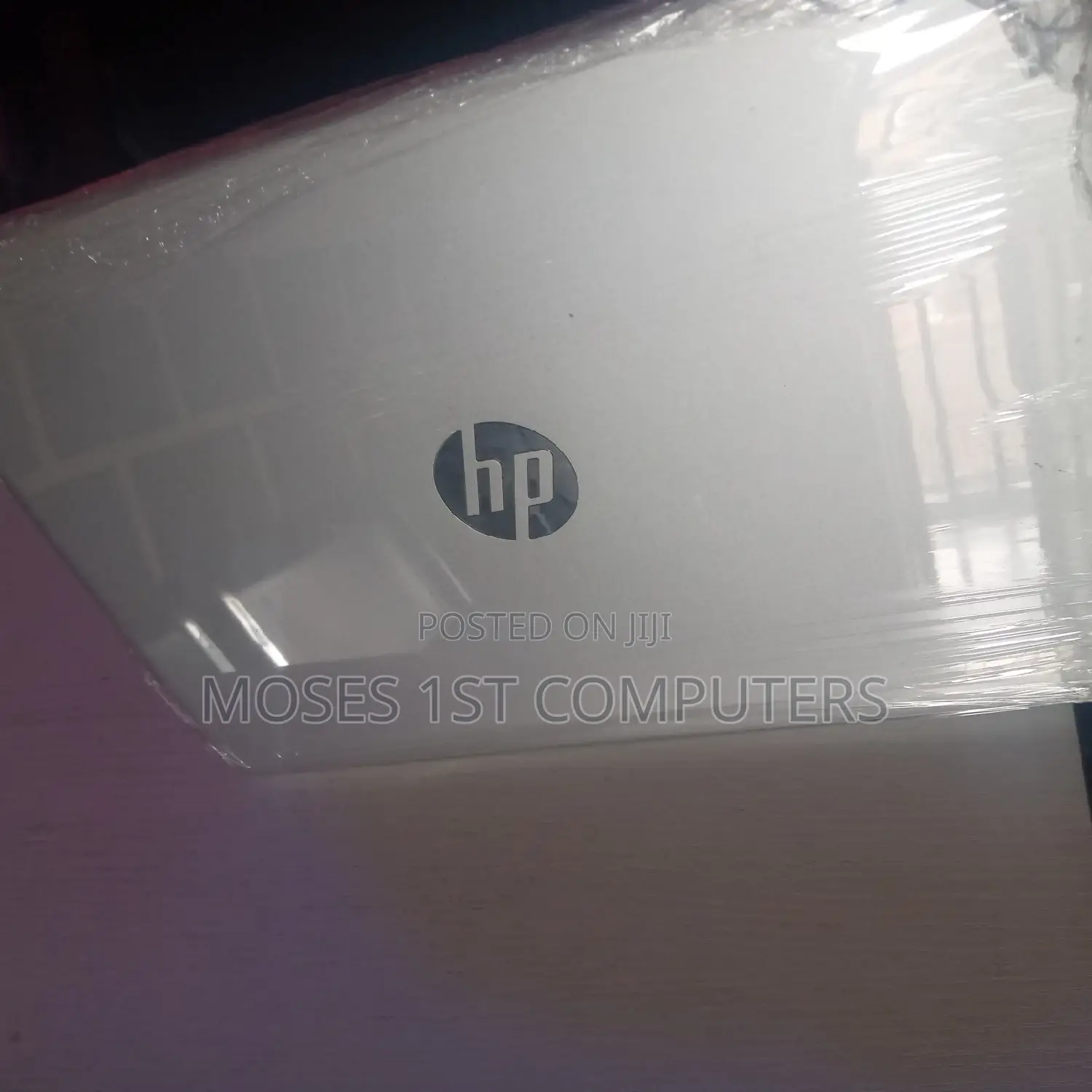 New Laptop HP 14-Dq1088wm 4GB Intel SSD 128GB