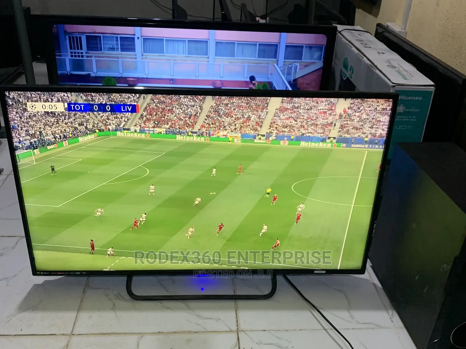 40-Inch UK Used Very Sharp LED TV for Sale