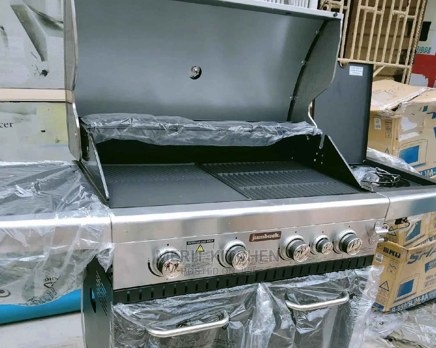 4 Burners Barbecue Machine