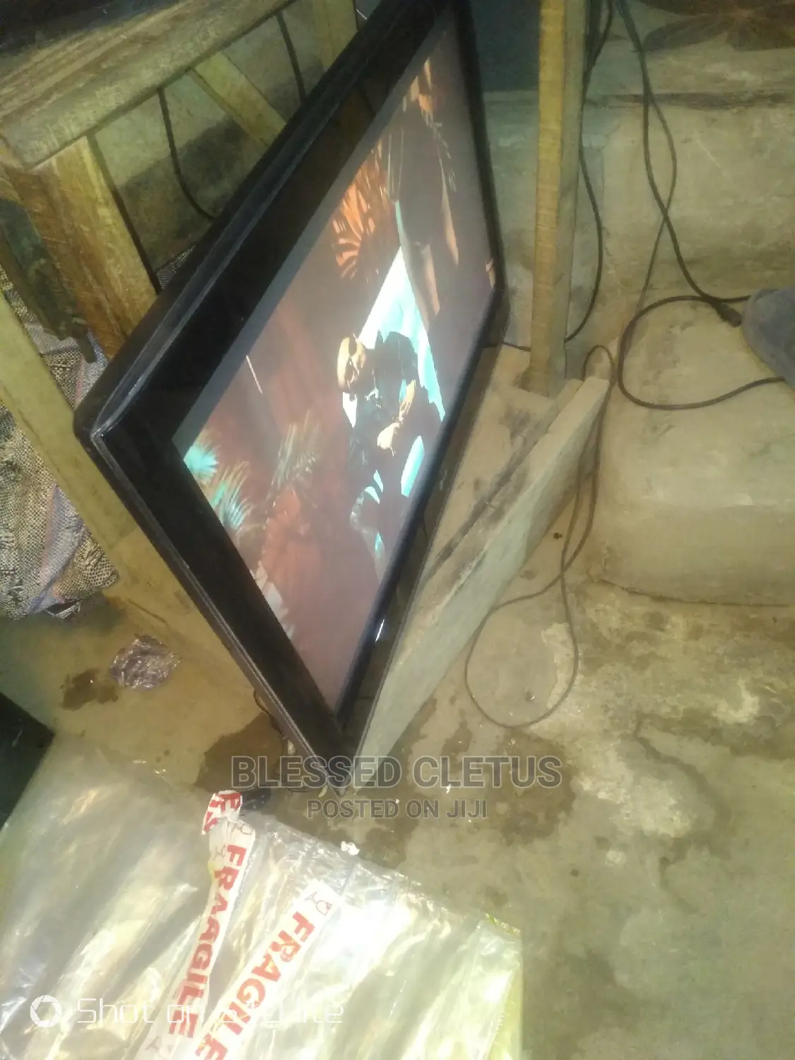 UK Used Samsung 42" LCD TV