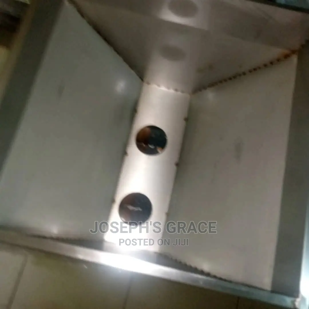 Groundnut Peelling Machine( Malayasia)