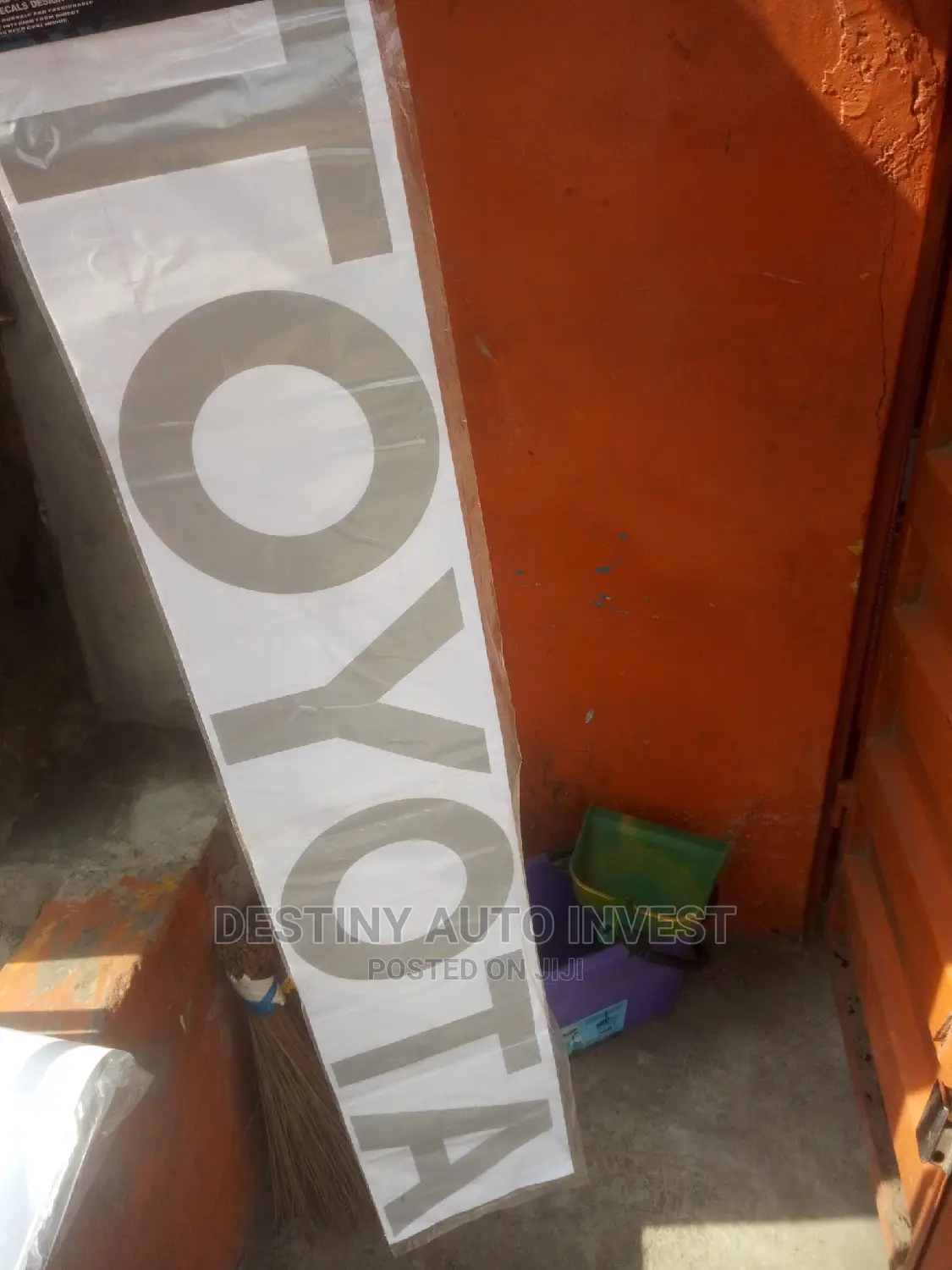 Hilux Booth Tape