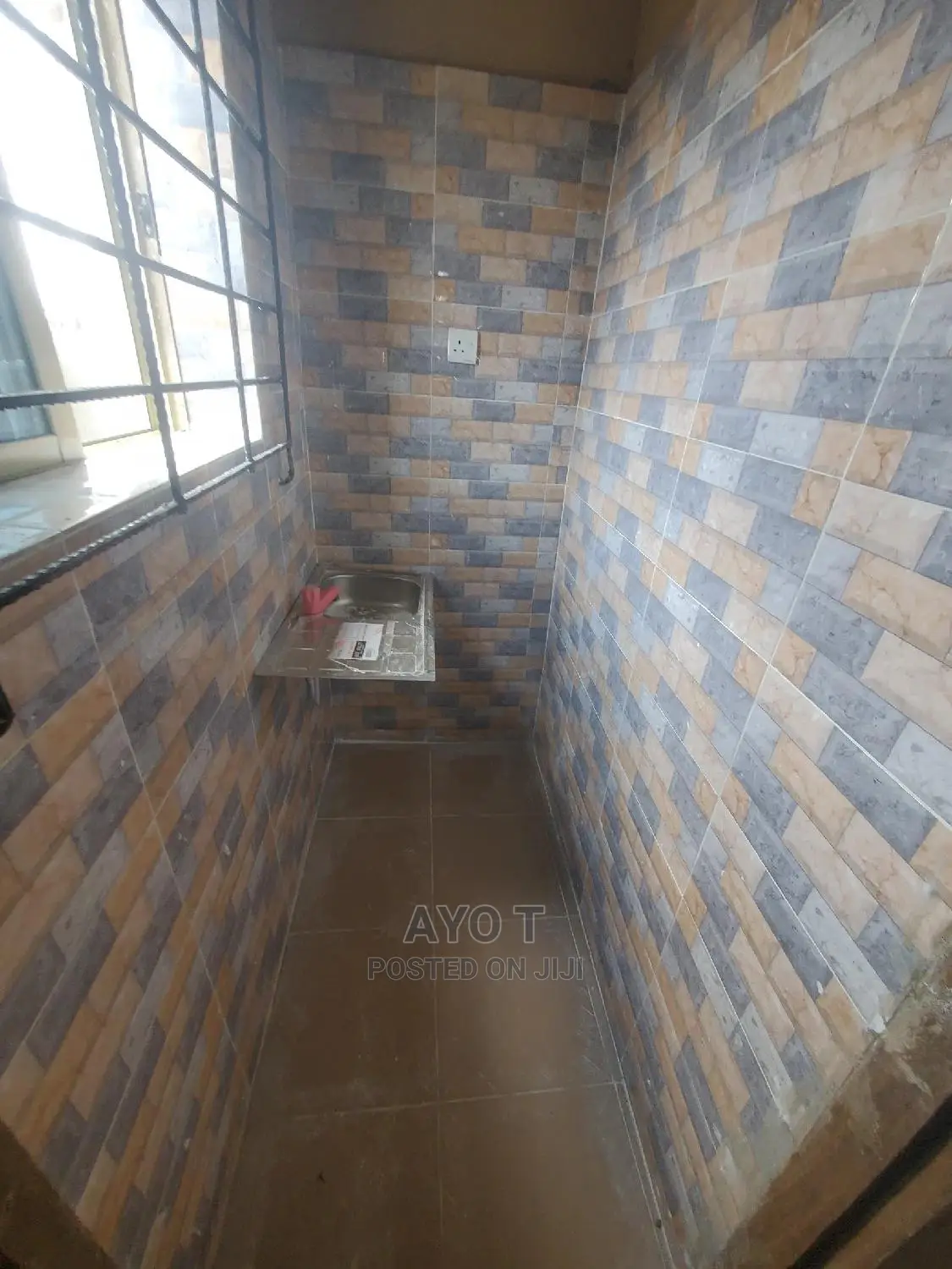 Mini Flat in Bariga for rent