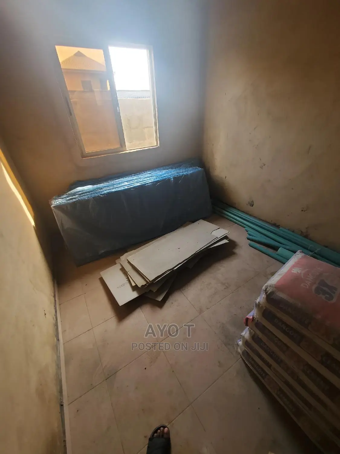 Studio Apartment in Bariga / Shomolu for rent