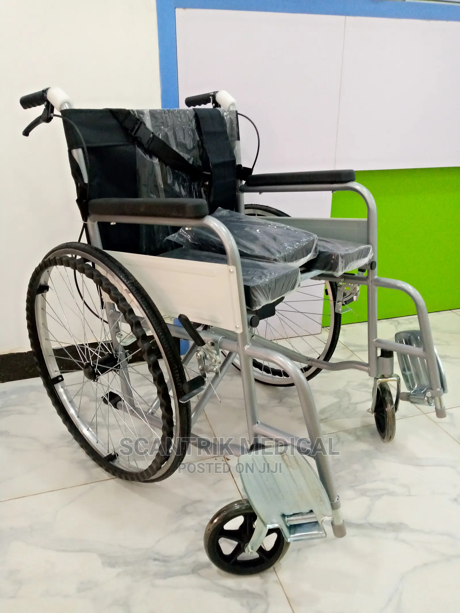 Commode Wheelchair (HEAVY DUTY)