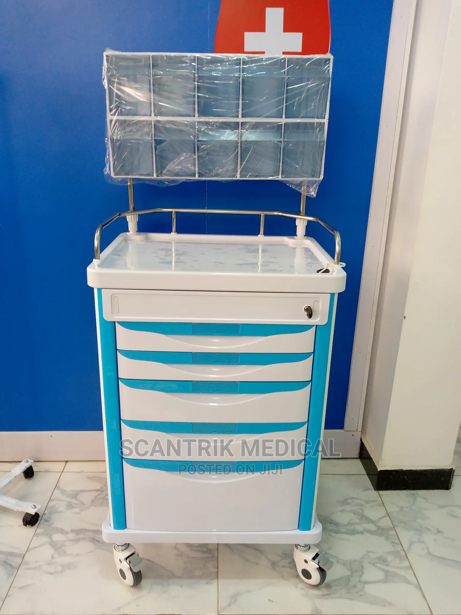 Surgical Anesthesia Trolley